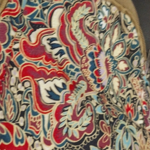 Black Butterfly Sling Bag - Picture 6 of 7